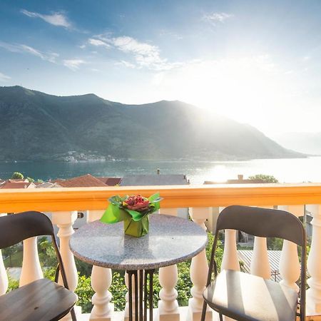 Apartment Ena With Amazing Sea View 科托尔 外观 照片